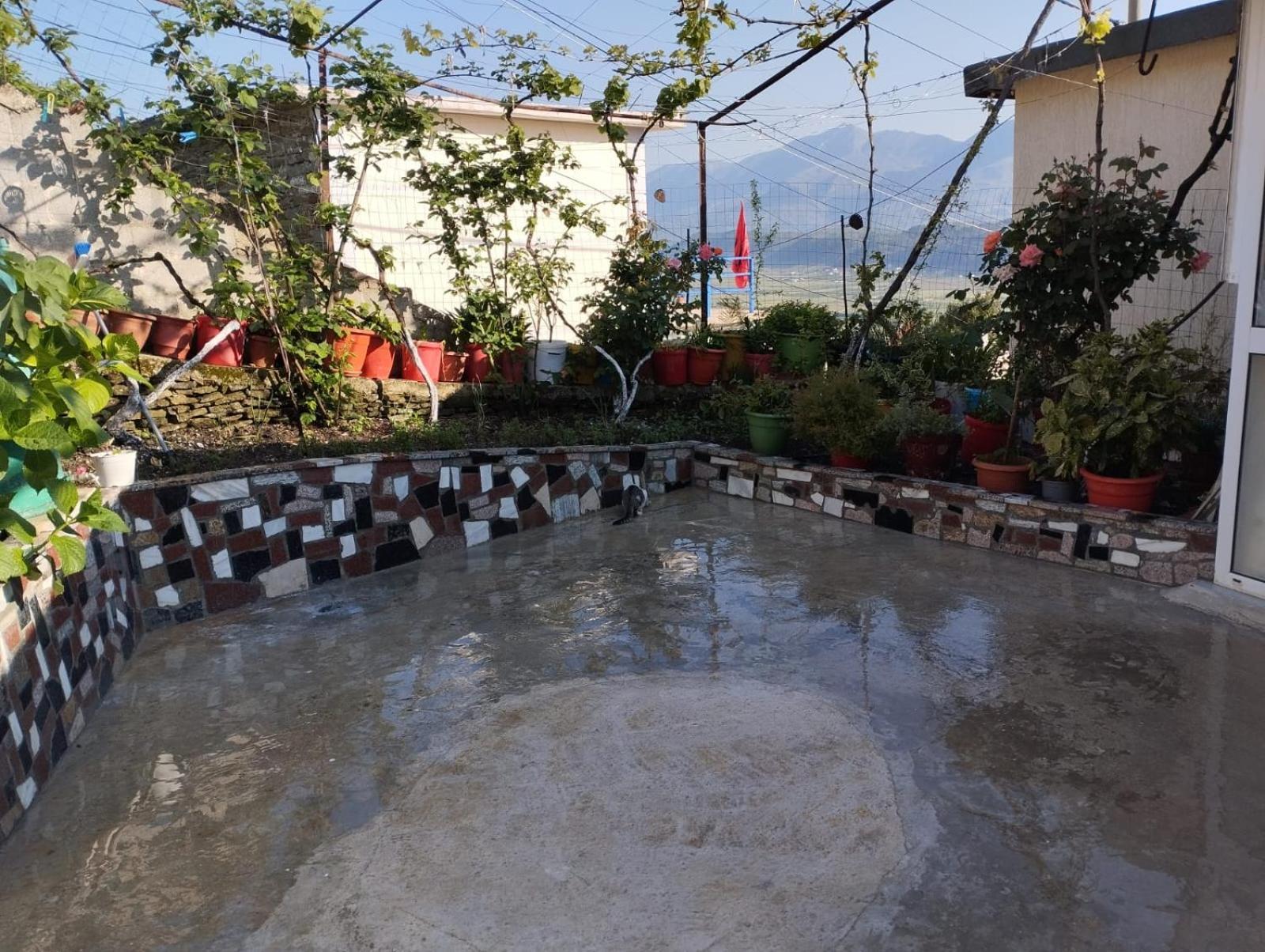 Rondo Guesthouse Gjirokastra Kültér fotó