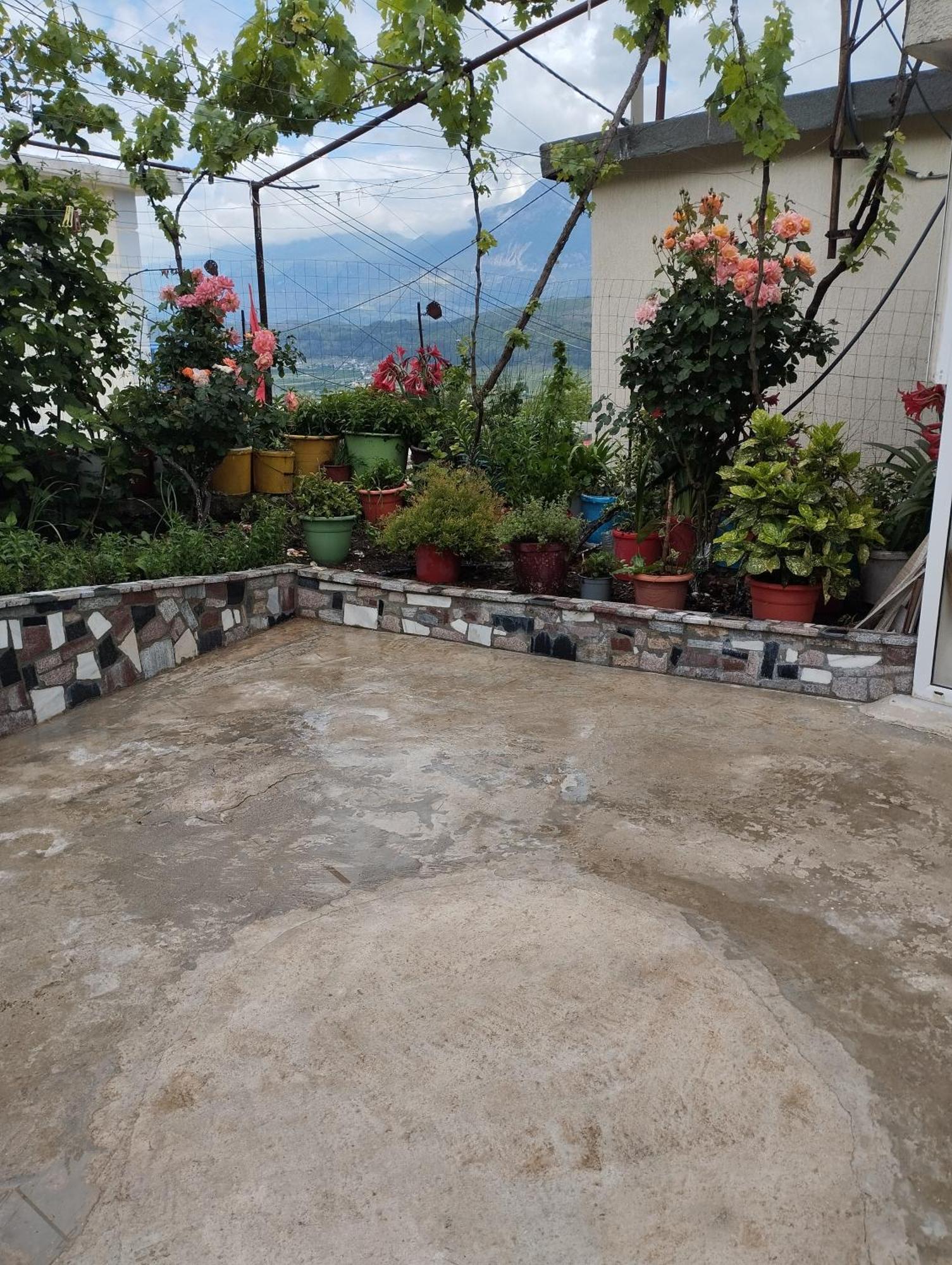 Rondo Guesthouse Gjirokastra Kültér fotó